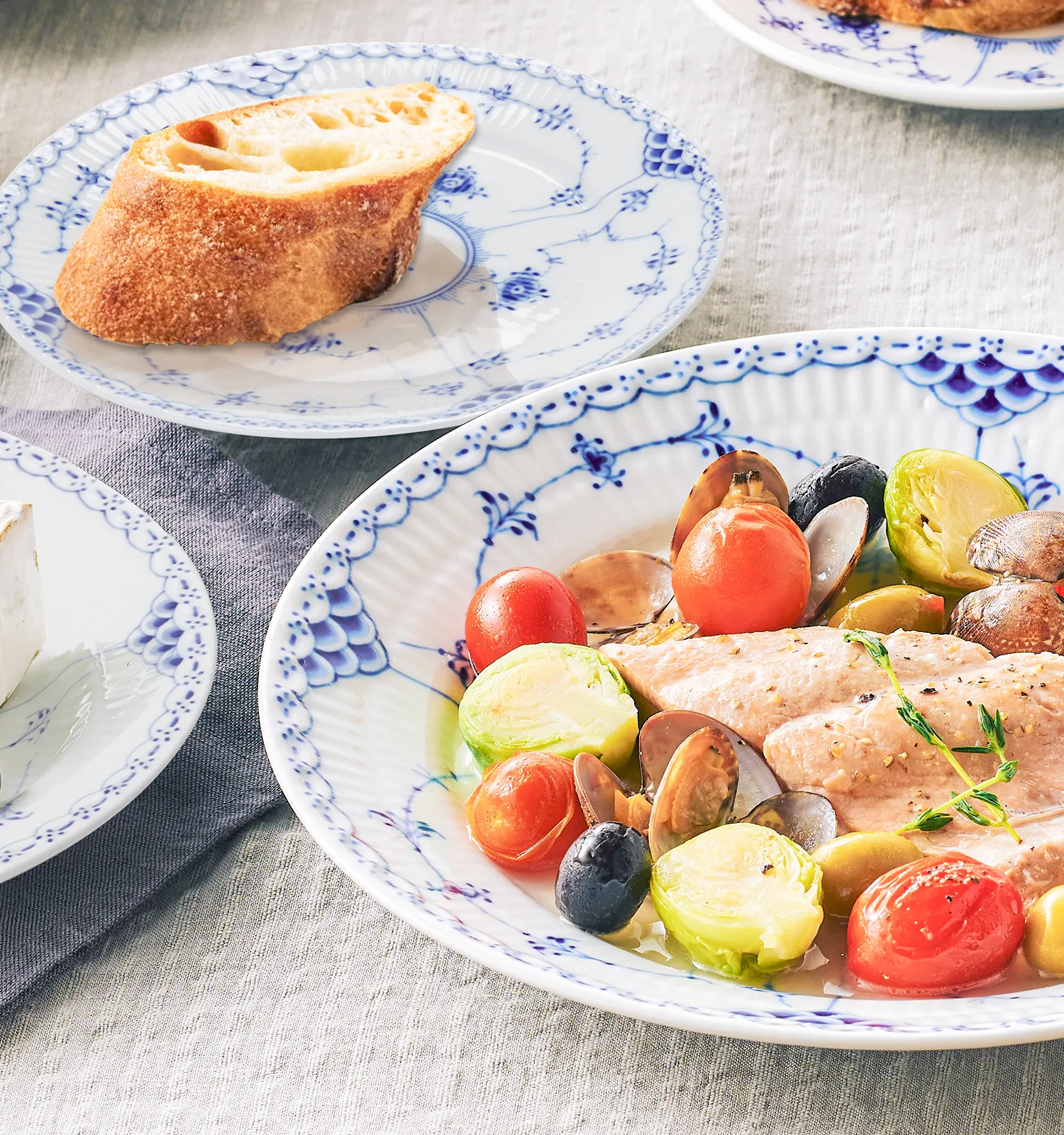 伝統と新しい感性「ロイヤルコペンハーゲン」 | ブランド洋食器専門店