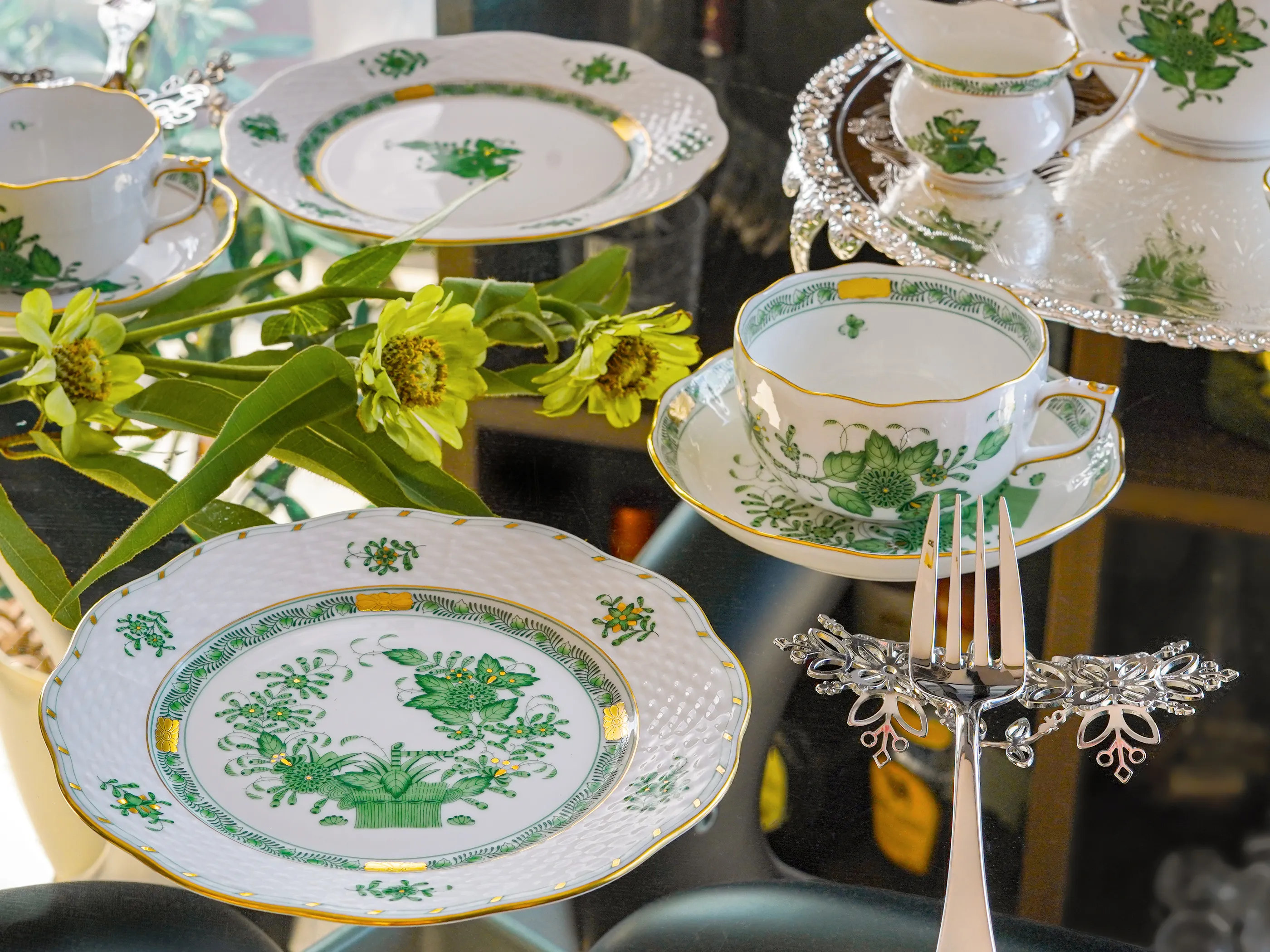 ヘレンドのアポニー・インドの華の画像