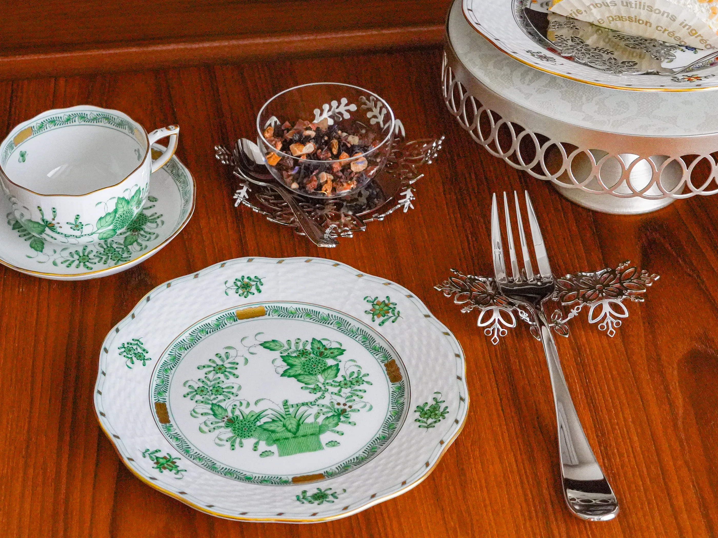 ヘレンドのアポニー・インドの華の画像