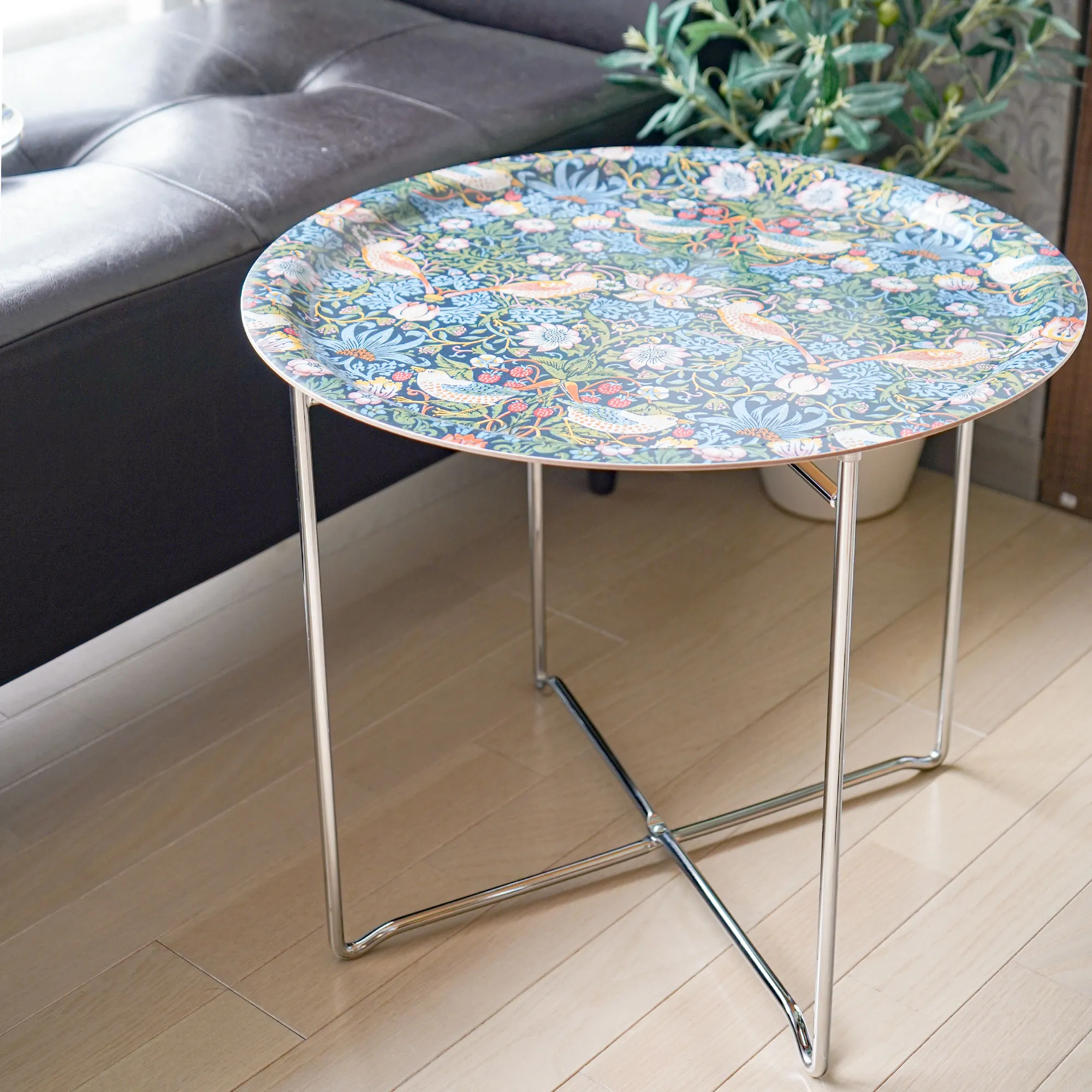 オーリー テーブルの画像