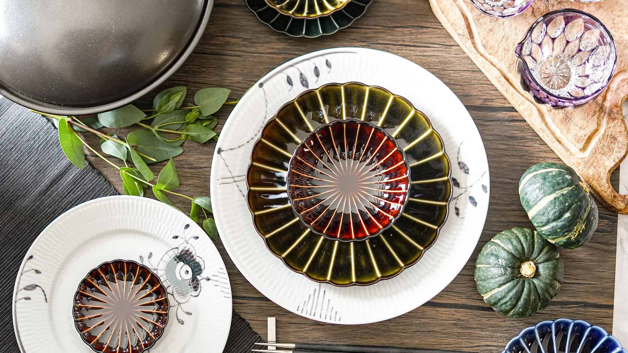 ぎやまん陶の和食器を取り入れた秋のテーブルコーディネート