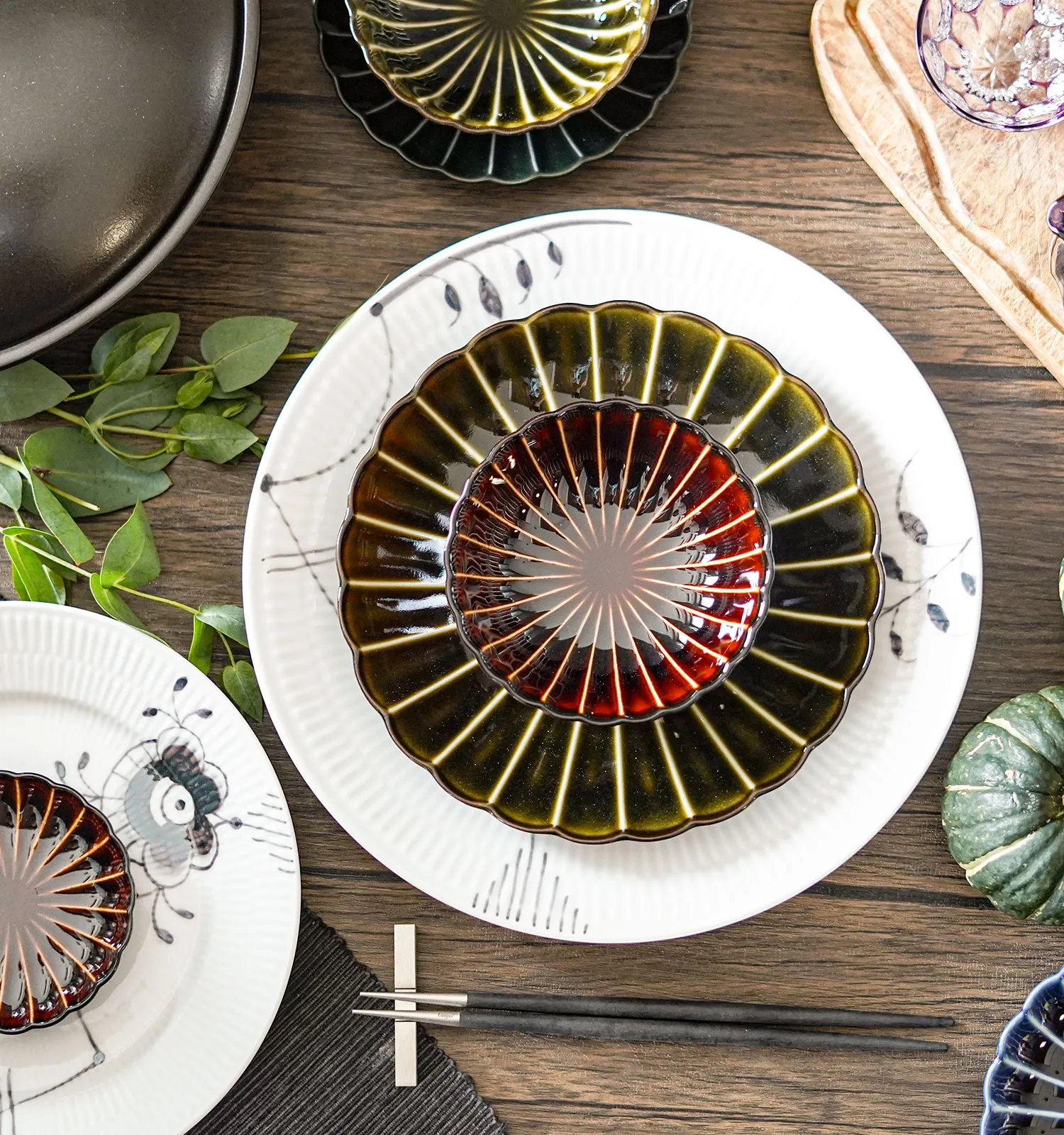 ぎやまん陶の和食器を取り入れた秋のテーブルコーディネート