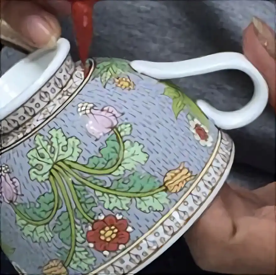 絵付け作業風景