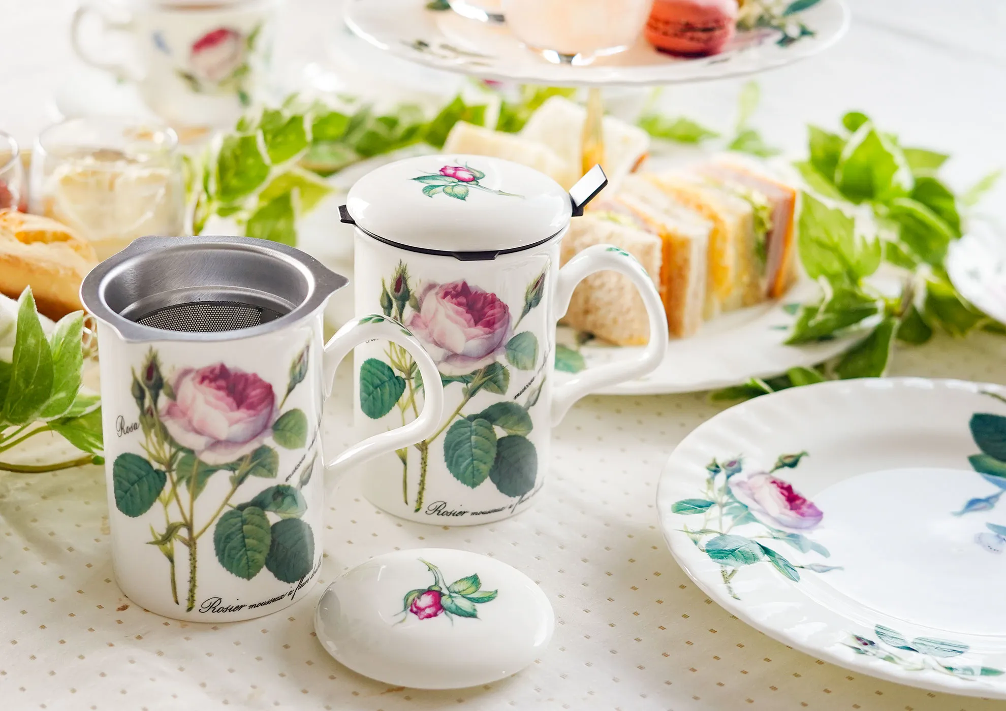 ロイ・キルカム ルドゥーテ テーブルコーディネート