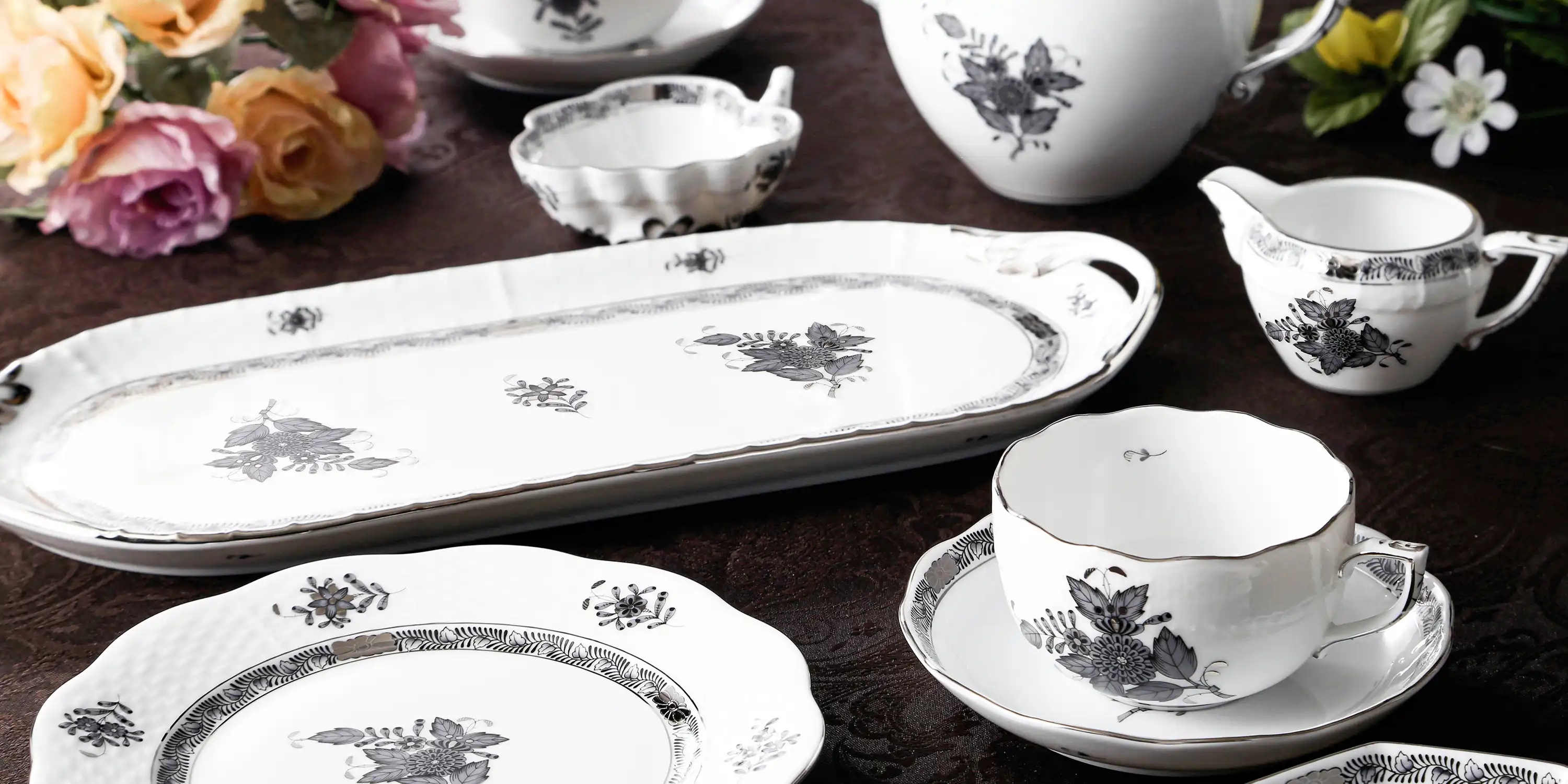 アポニーブラックプラチナの画像