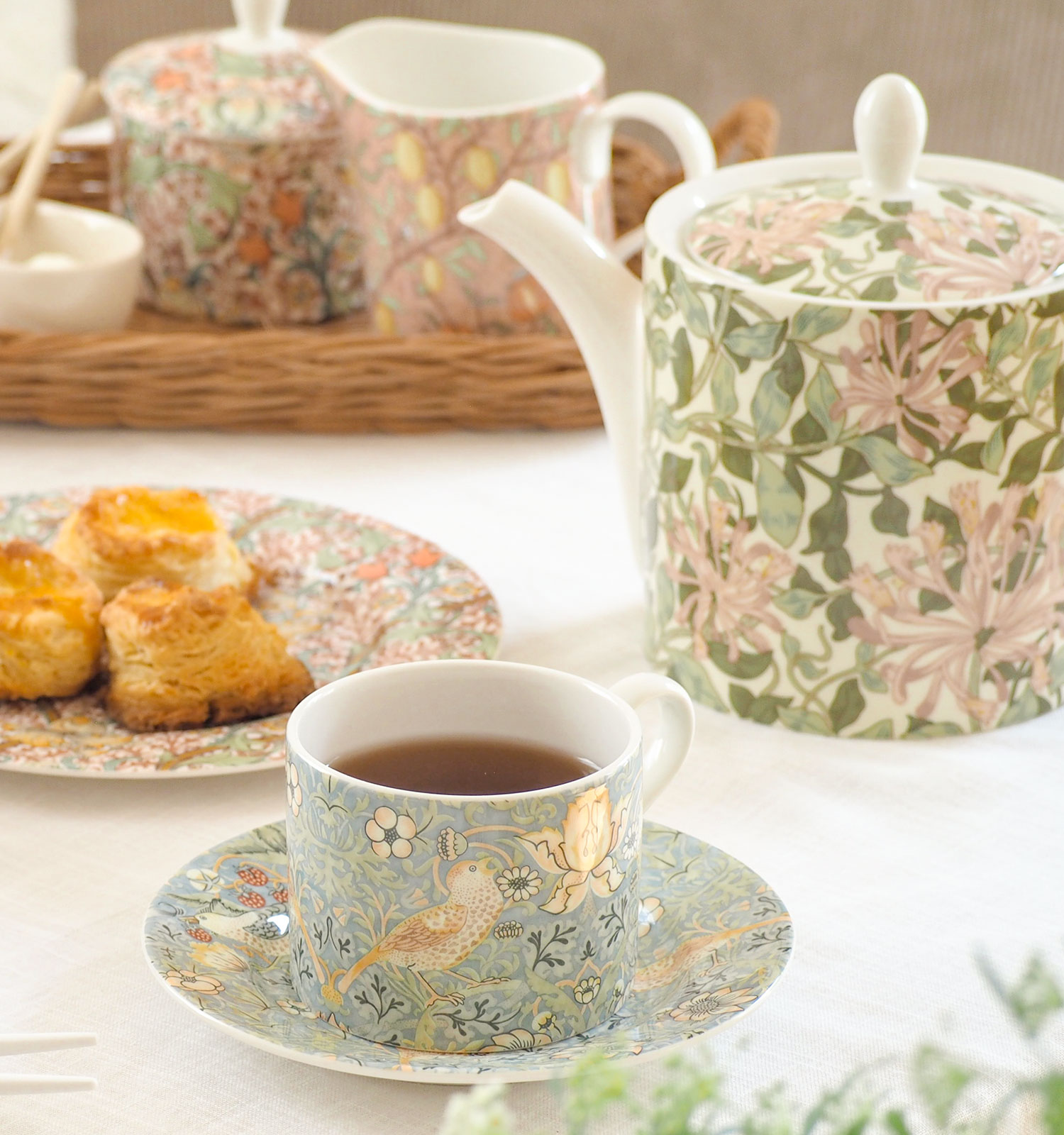 スポードウィリアムモリスパステルの画像