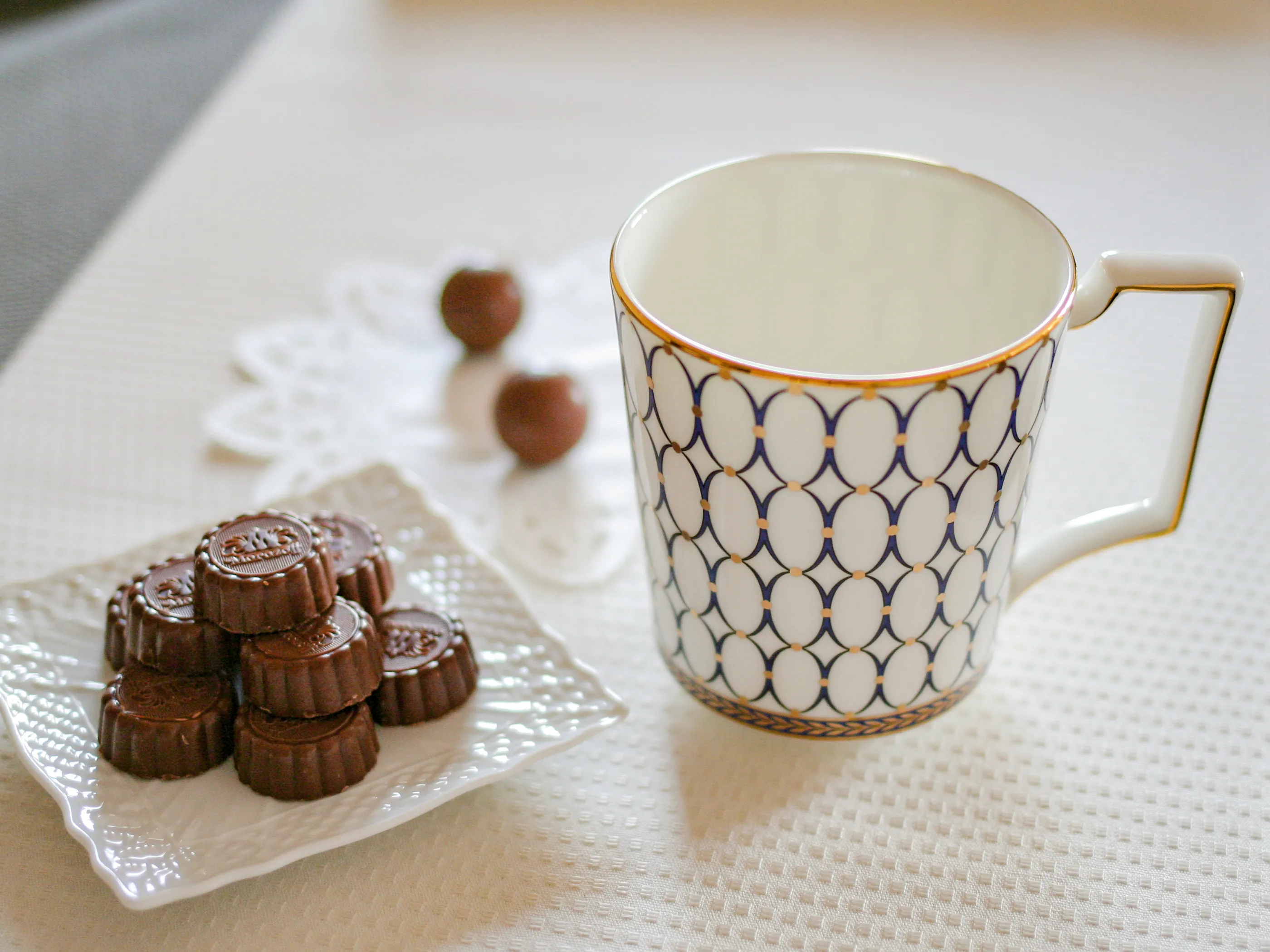 {p_name1}{p_name2short}