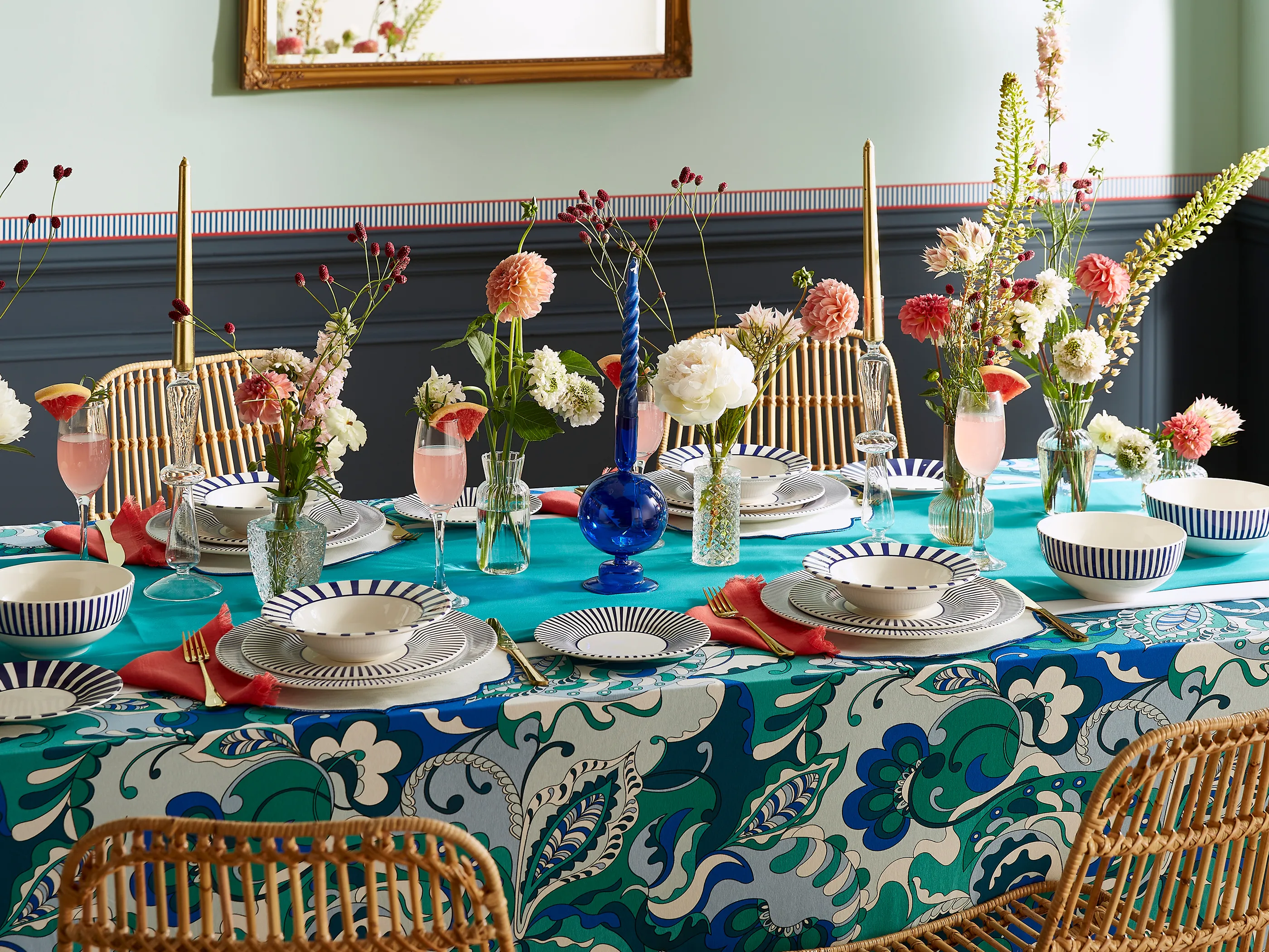 英国テーブルウェアの画像