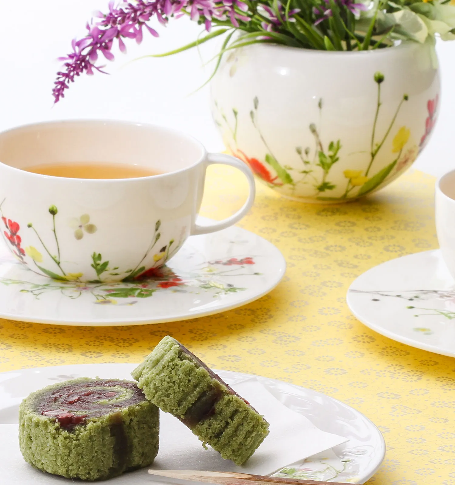 花々のテーブルウェア 「ドイツ ローゼンタール」｜華やかな花柄食器