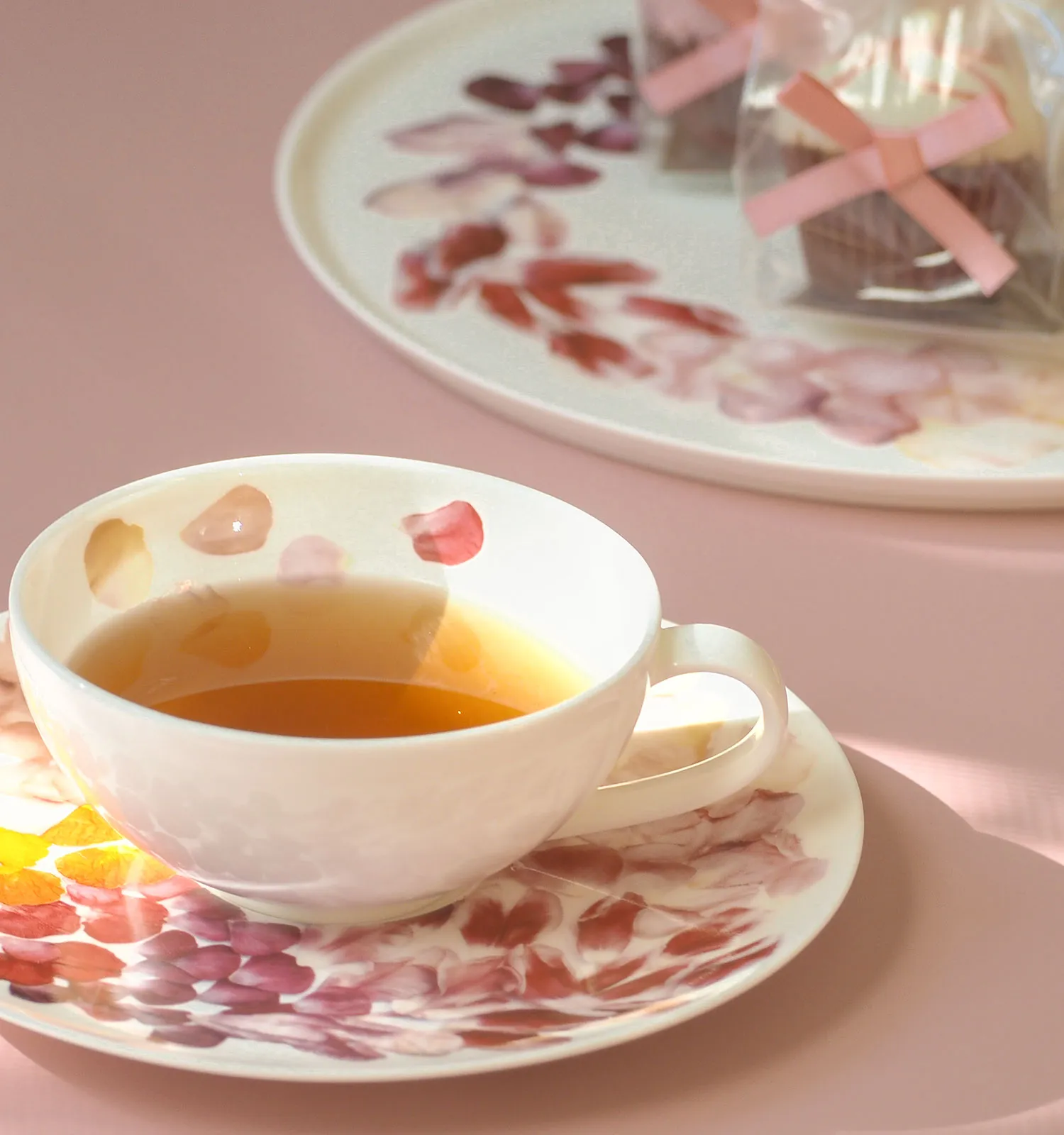 ブランドの個性が光る春の花柄ティーウェア | ブランド洋食器専門店ル