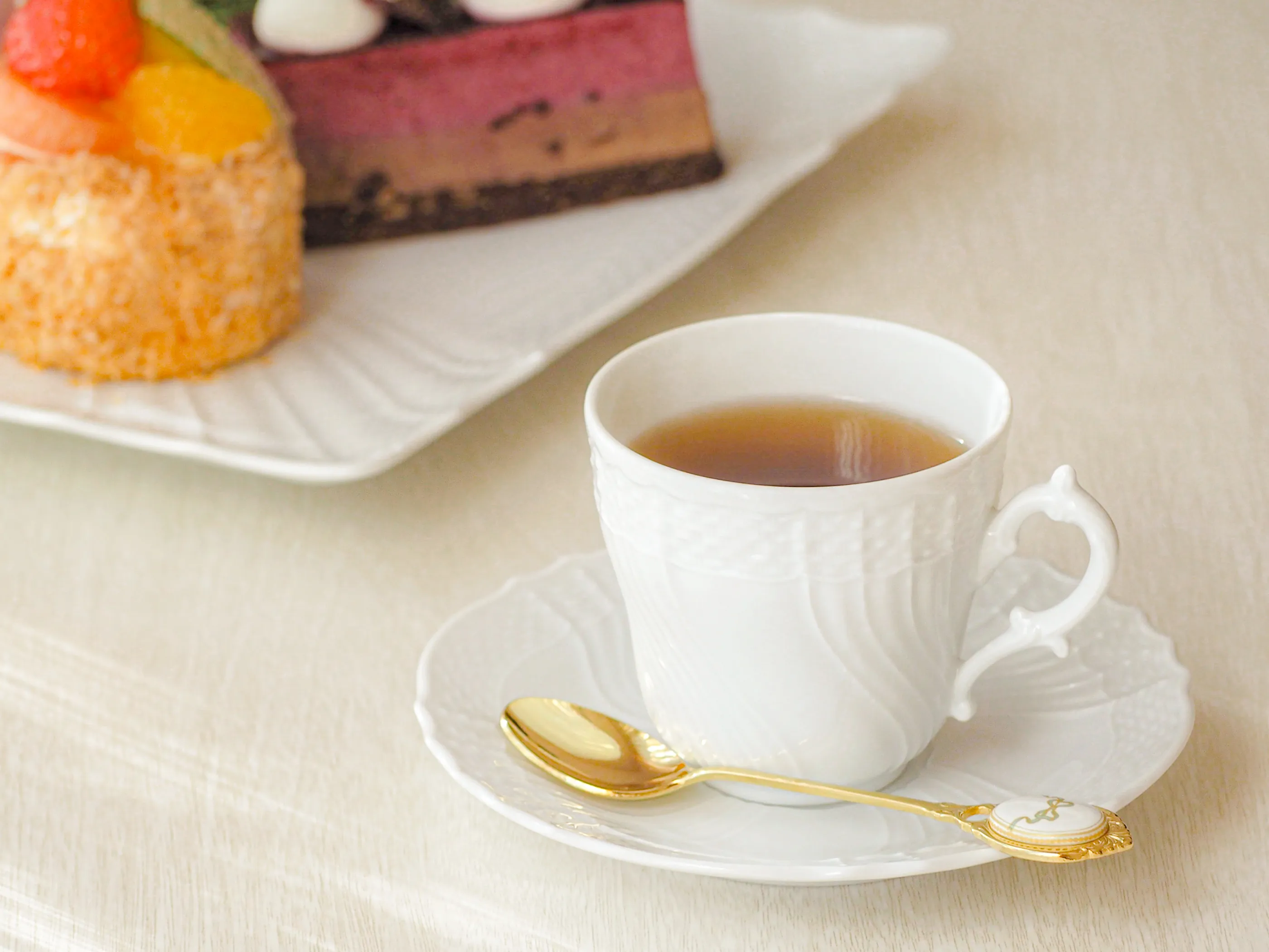 {p_name1}{p_name2short}