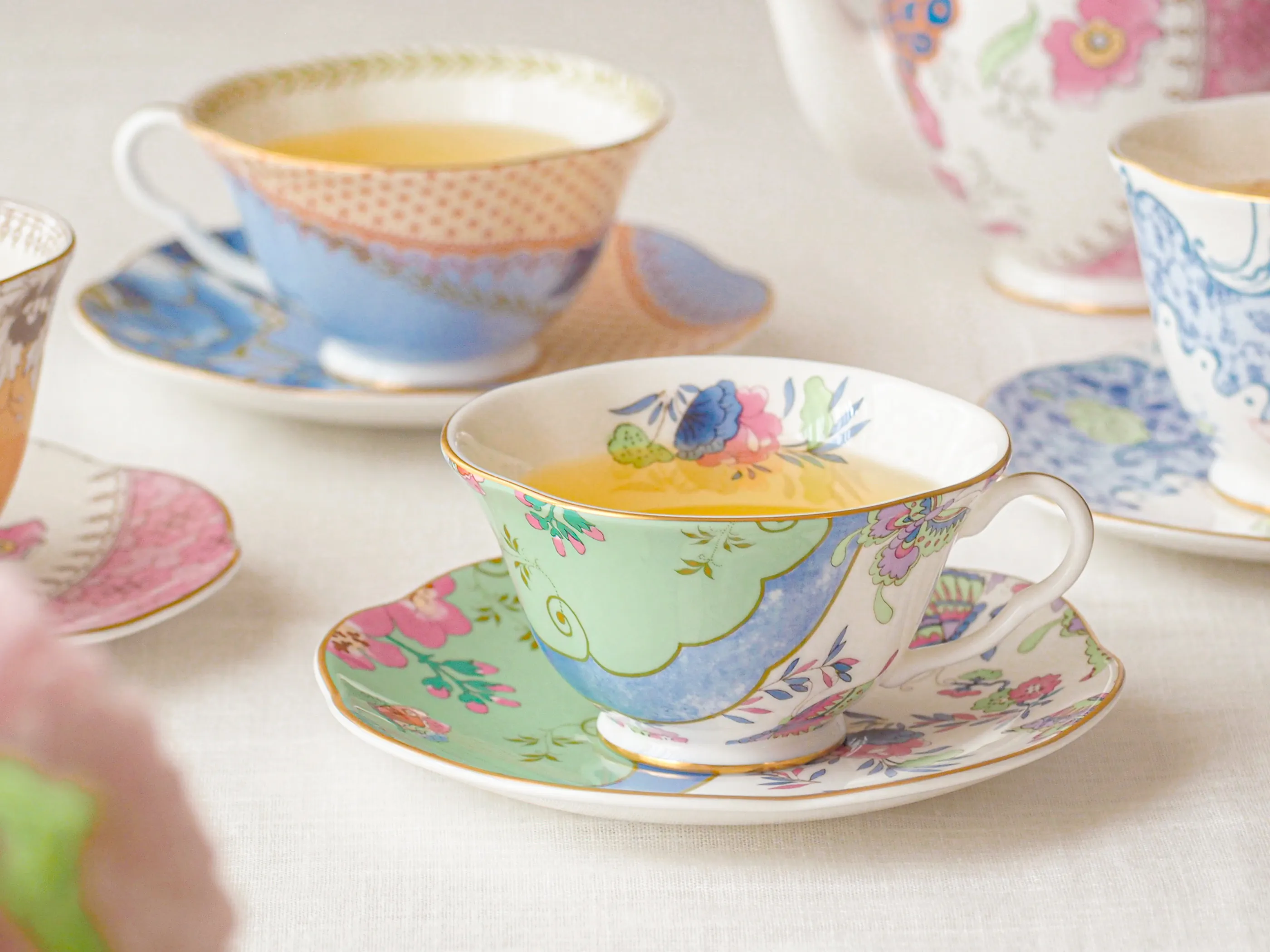 {p_name1}{p_name2short}