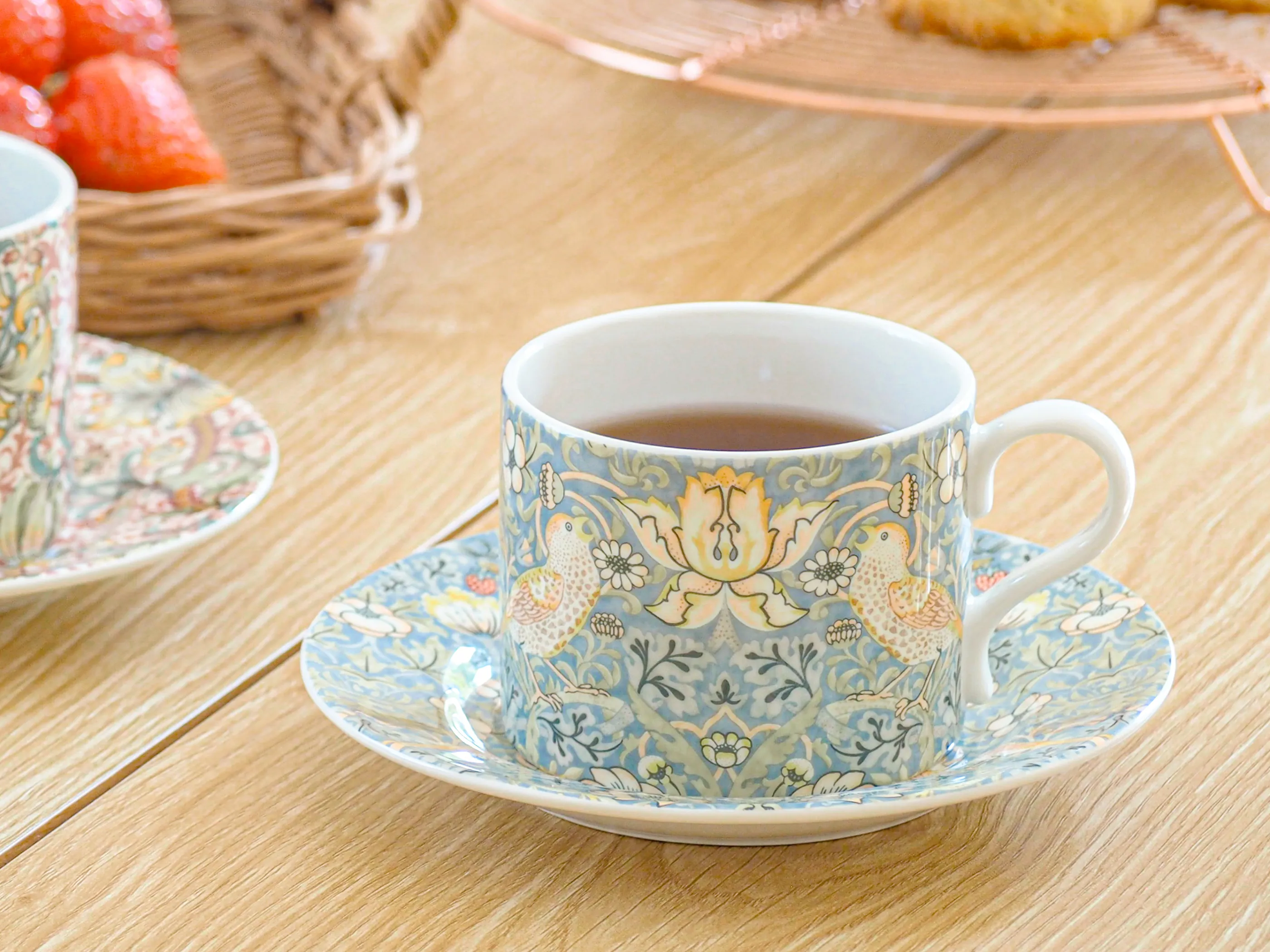 {p_name1}{p_name2short}