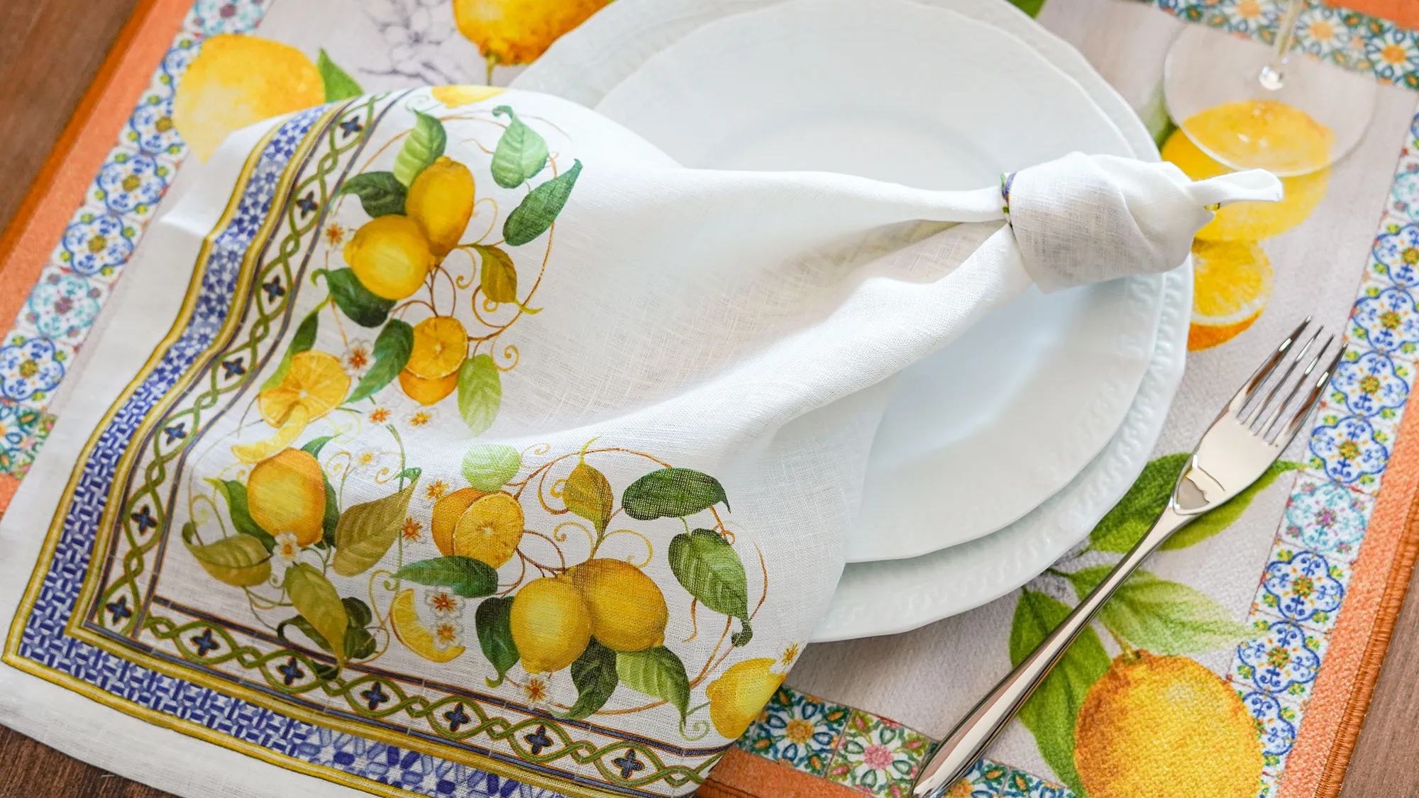 テシトゥーラ トスカーナ テレリーエ ナプキン 46×46cm 4枚セット アマルフィ 100%リネン ポーチ付