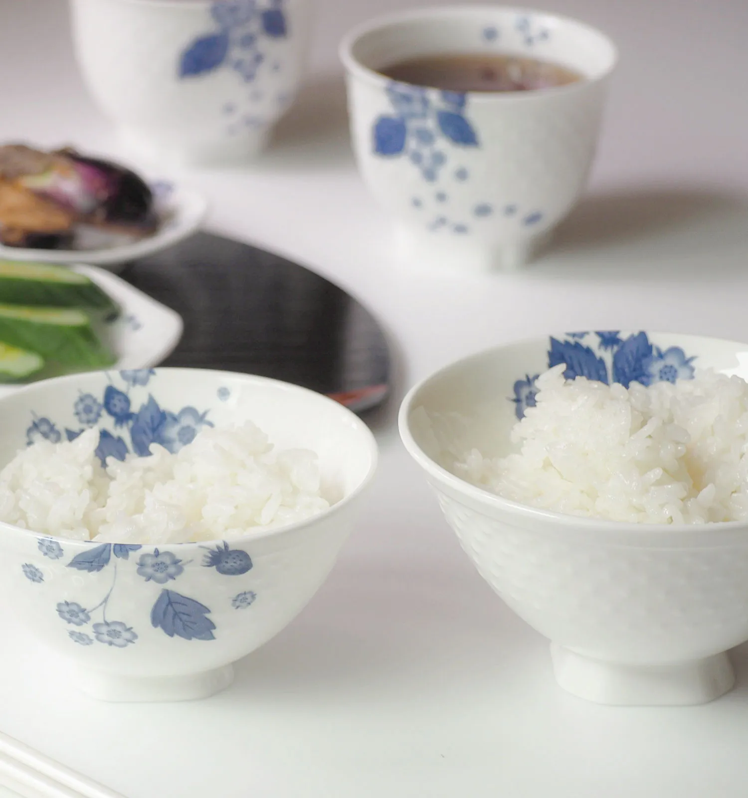 ウェッジウッドストロベリーブルームインディゴの画像