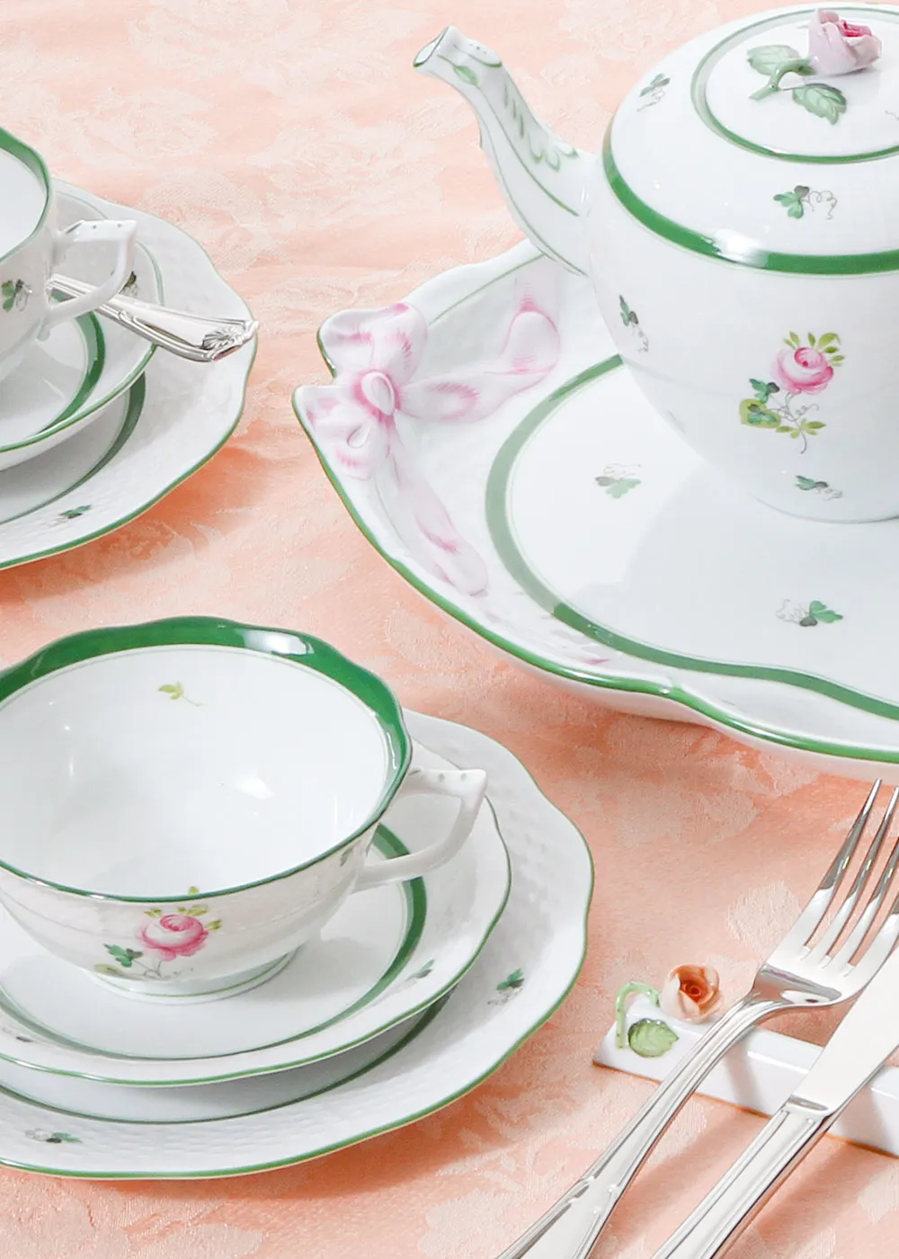 ヘレンド ウィーンのバラ画像