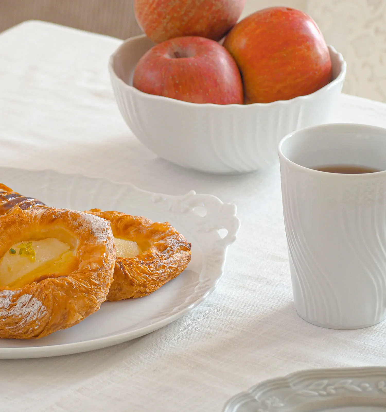 白い食器 ブランド食器コレクション