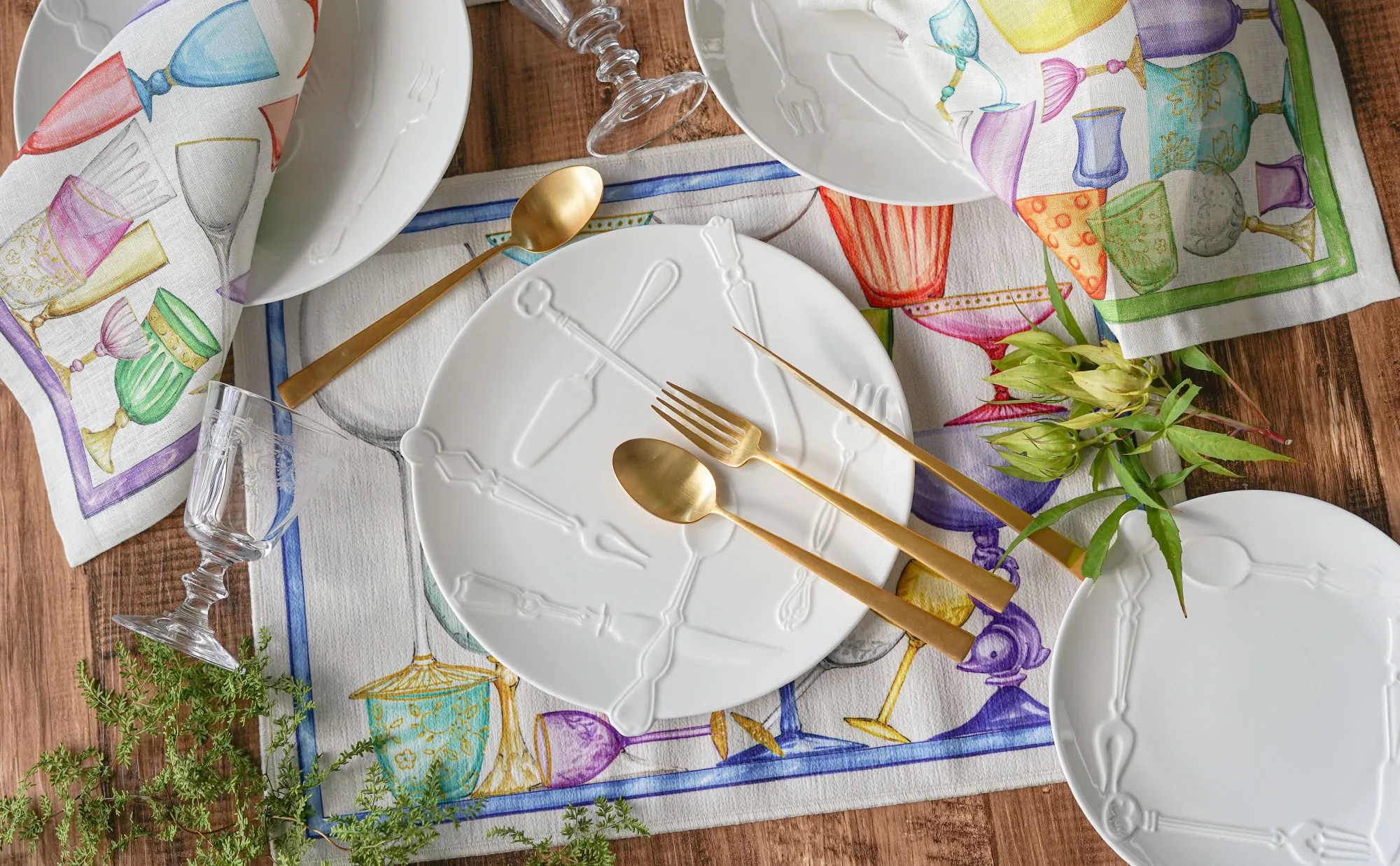 白い食器 毎日の食卓に