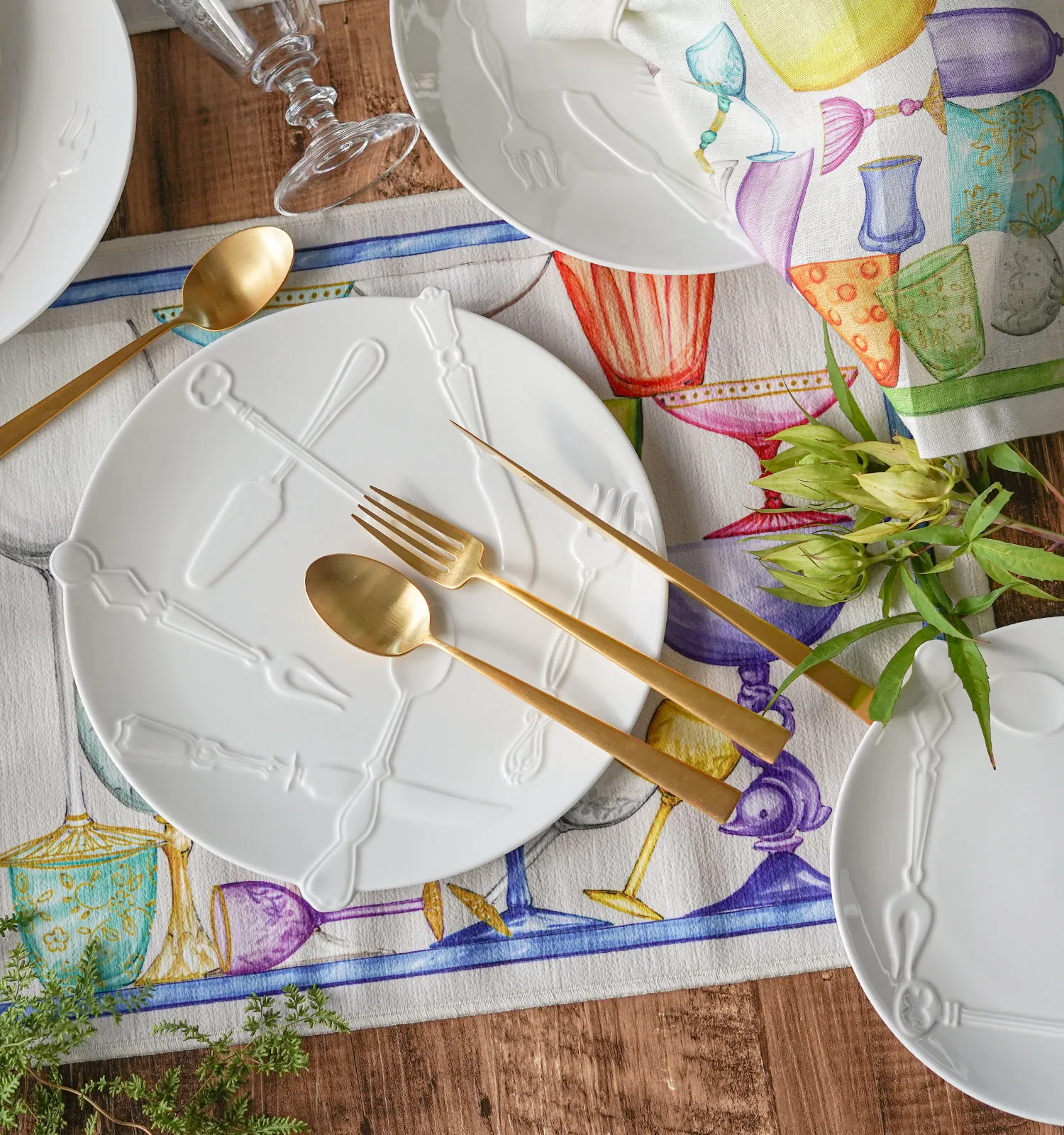 白い食器 毎日の食卓に