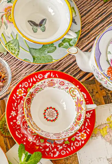 ウェッジウッド 「ワンダーラスト フォーチュン」|旅するように楽しむ器 ウェッジウッド 「ワンダーラスト フォーチュン」|旅するように楽しむ器