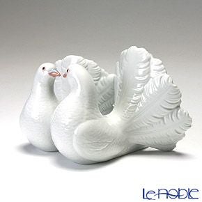 リヤドロ つがいの鳩 1169