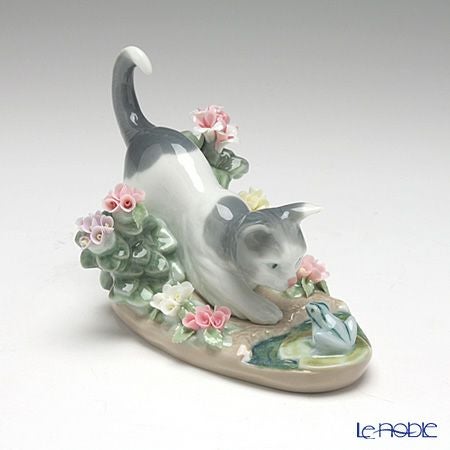 リヤドロ にらみあい 1442