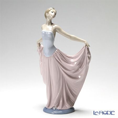 リヤドロ 踊る少女 05050