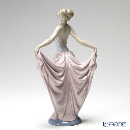 リヤドロ 踊る少女 05050