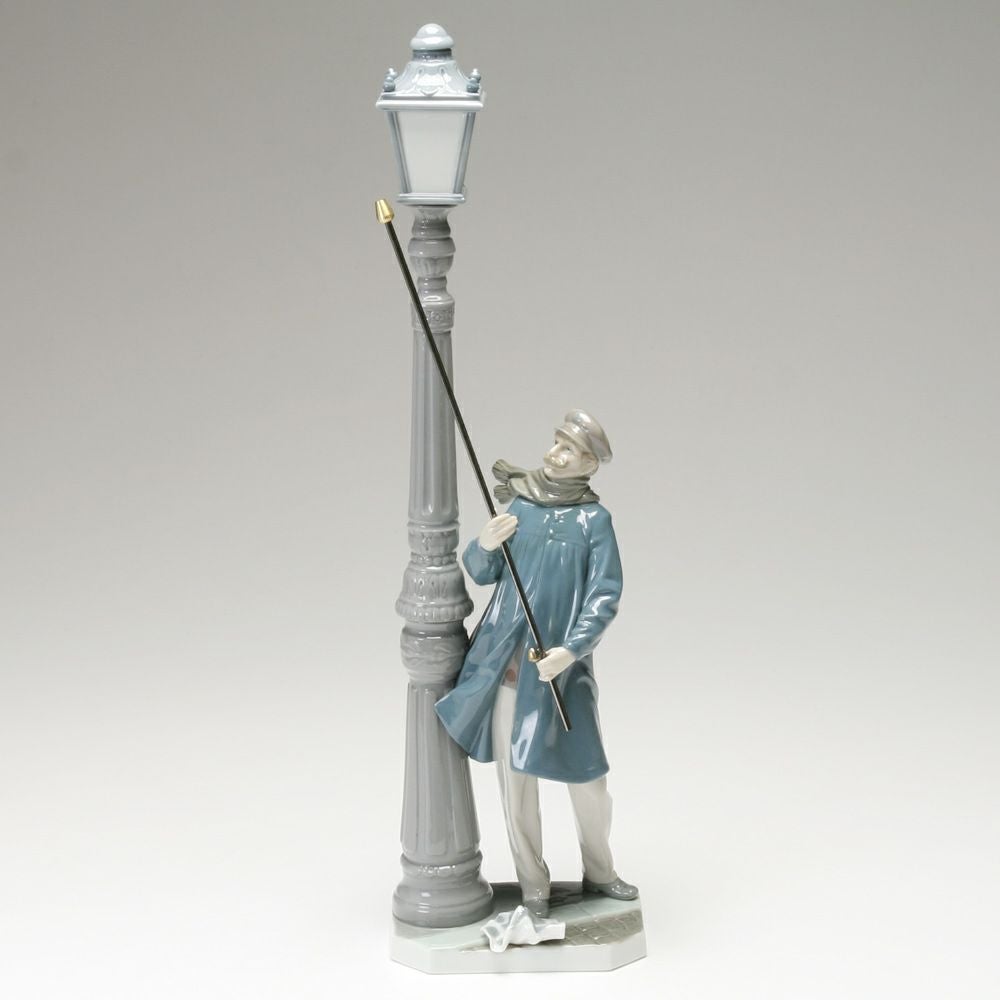 リヤドロ ガス灯 5205