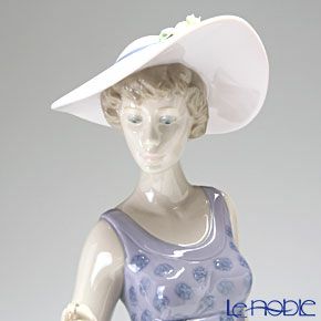 リヤドロ 優雅な散歩のひととき 05802