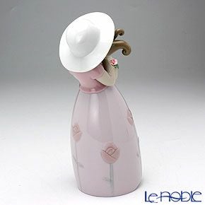 リヤドロ リトル・ローズ 8042