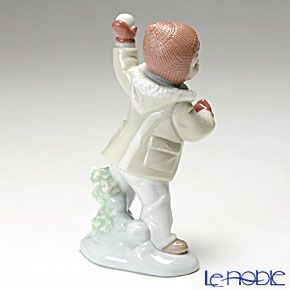 リヤドロ 負けないぞ 8167