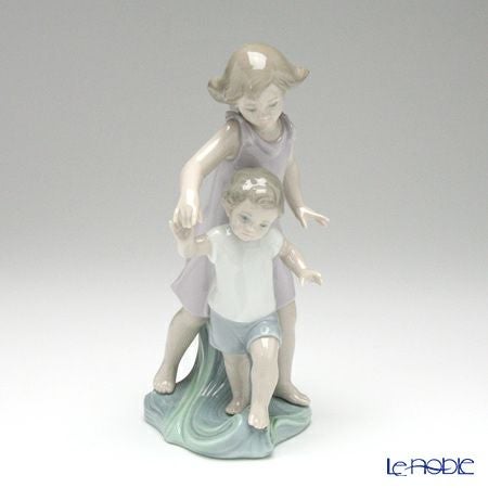 リヤドロ 一緒にいてあげるね 8214