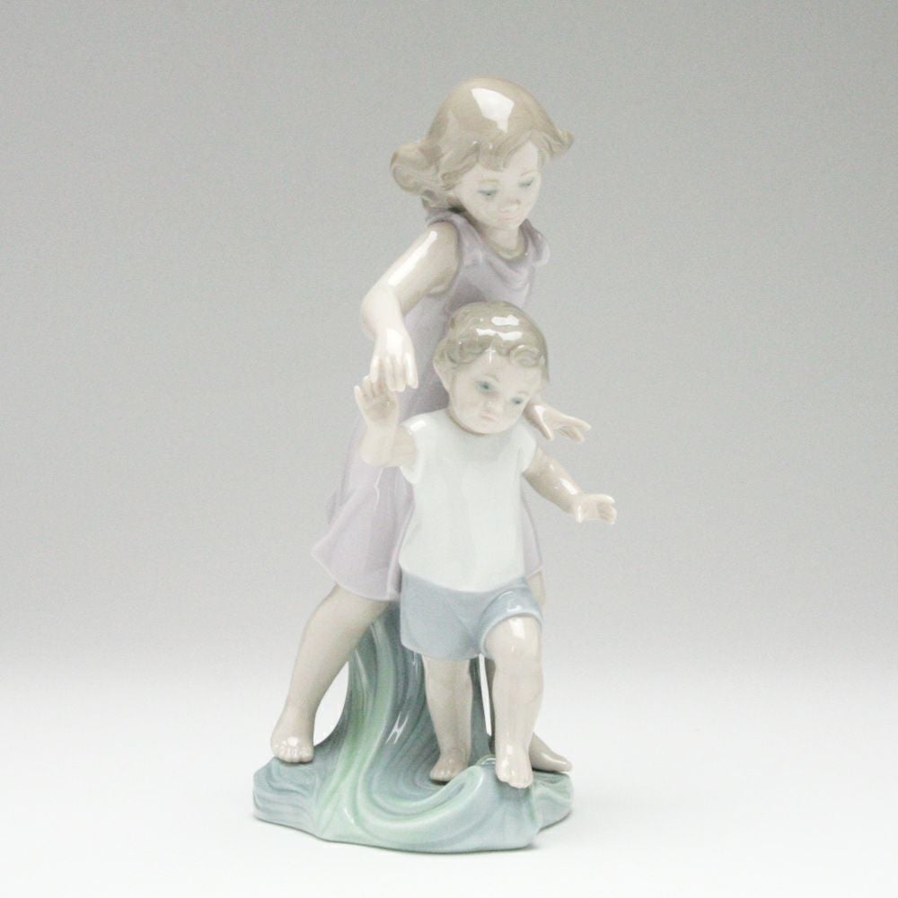 リヤドロ 一緒にいてあげるね 8214