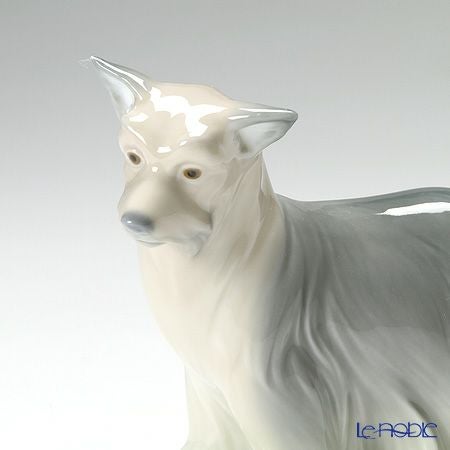 リヤドロ ヨークシャーテリア 8318