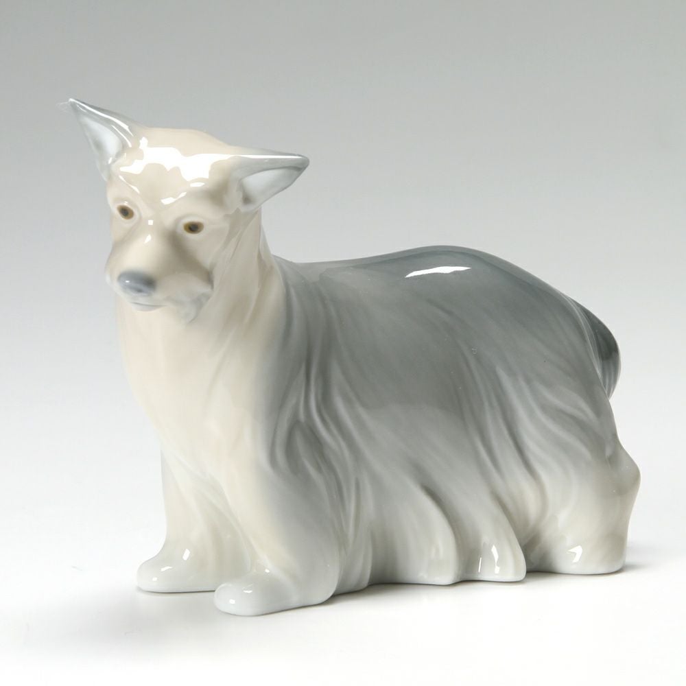 リヤドロ LLADRO ヨークシャテリア 新品！ リヤドロ 犬「ここが好き