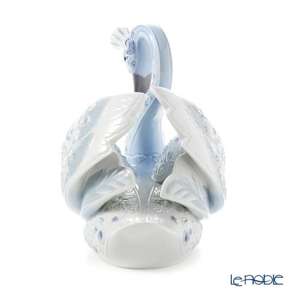 リヤドロ 白鳥姫 08410（26×27cm）