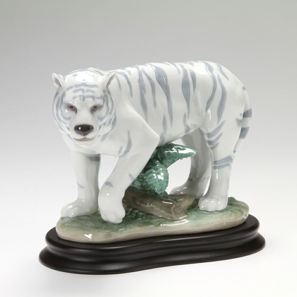 リヤドロ The Tiger 08465 「寅」 Chinese Zodiac Collection-干支-