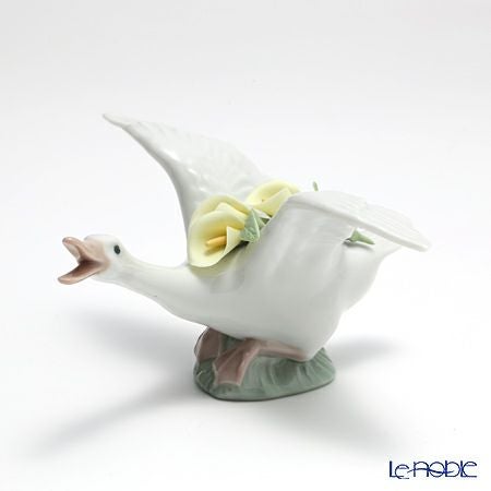 リヤドロ かけあしのアヒル（カラー） 8494