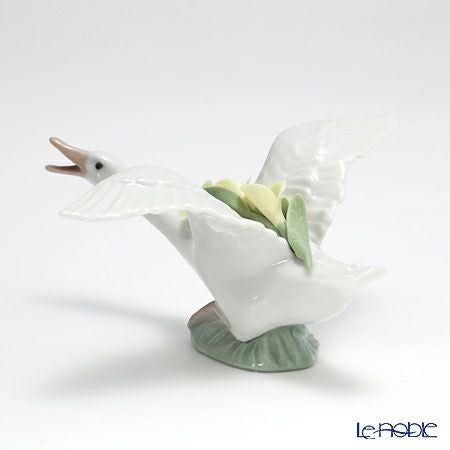 リヤドロ かけあしのアヒル（カラー） 8494