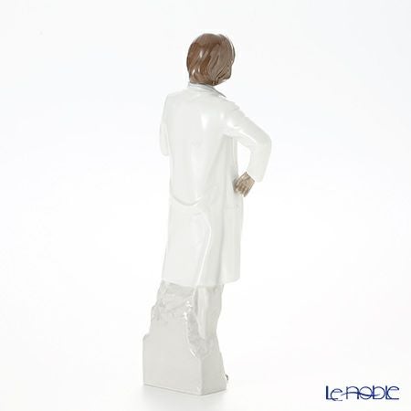 リヤドロ 微笑むドクター 8602