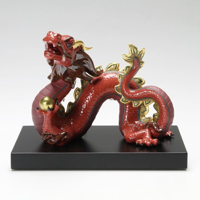 リヤドロ 龍（宝珠） 08613 台座付