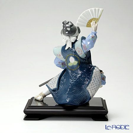 リヤドロ 桃太郎 08641（限定3500体）