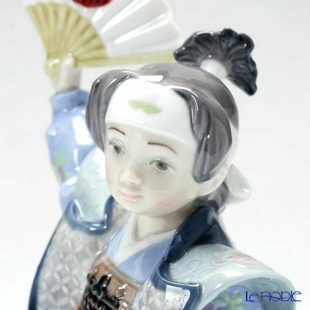 リヤドロ 桃太郎 08641（限定3500体）