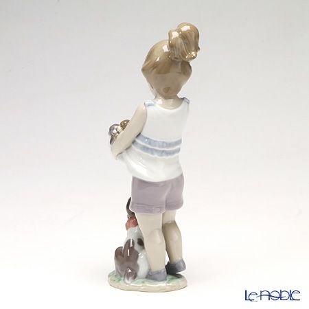 リヤドロ 私がママよ 8690