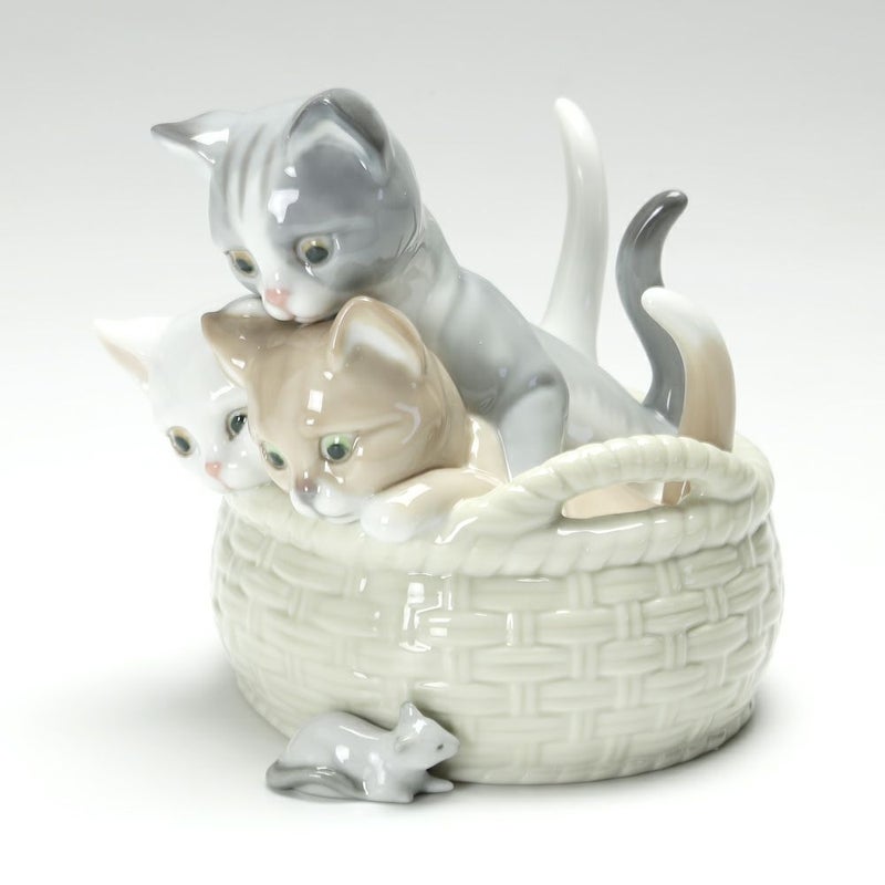 リヤドロ 見いつけた 8693