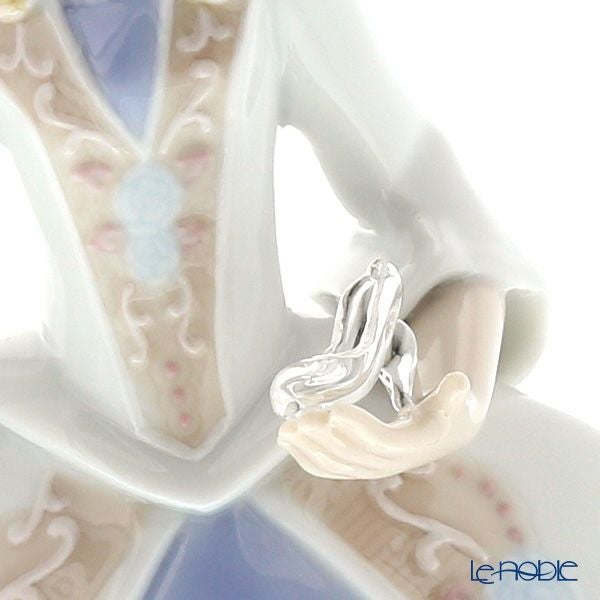 リヤドロ シンデレラ 09353（24×17cm）