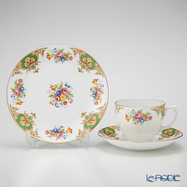 英国ヴィンテージ タスカン ウィンザー柄（バラ） トリオセット