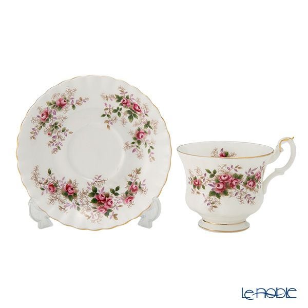 【1点限り】英国ヴィンテージ ロイヤルアルバート ラベンダーローズ ティーカップ＆ソーサー