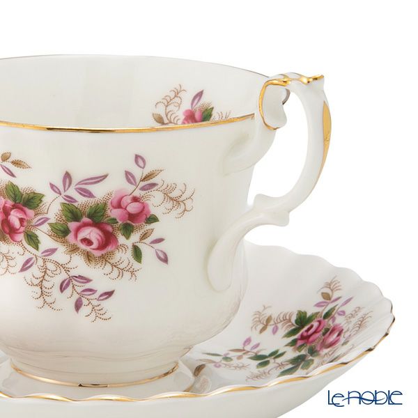 【1点限り】英国ヴィンテージ ロイヤルアルバート ラベンダーローズ ティーカップ＆ソーサー